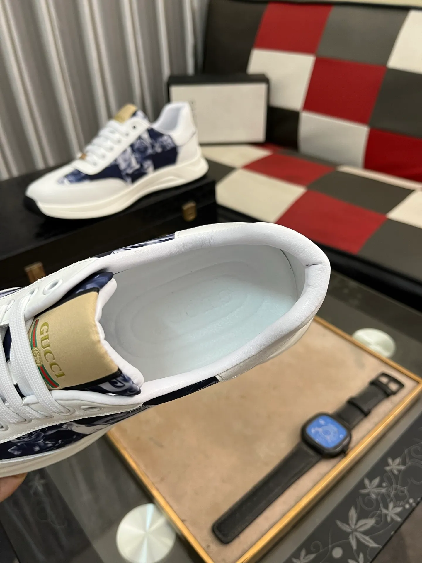Men's shoes 💰420⌚️⌚️[GUCCI] The latest trendy men's casual shoes, the fabric is made of embossed cowhide imported from Italy, comfortable sheepskin lining + feet, the original outsole is wear-resistant and non-slip, high-level version, exquisite workmanship. Code number: 38-442️⃣Colors available